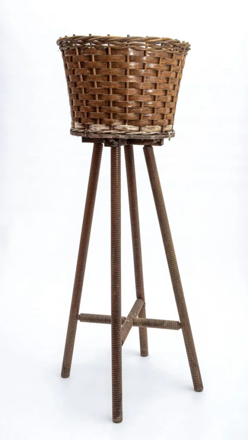 Straw Planter